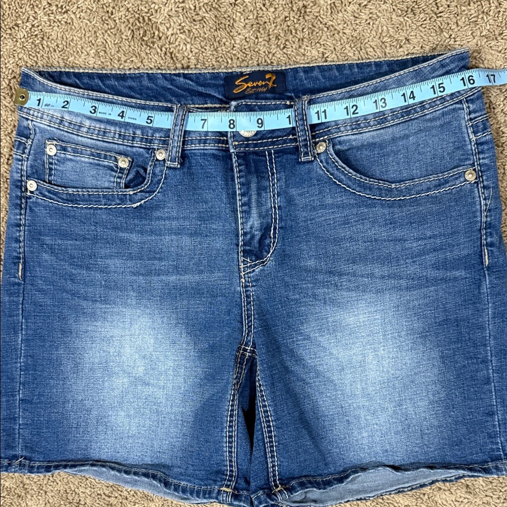 Seven7 Women's Blue Jean Shorts - Picture 4 of 15